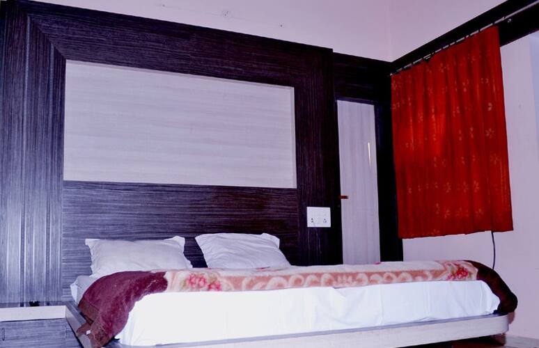 Hotel Vishwakarma SIKAR, Sikar 2